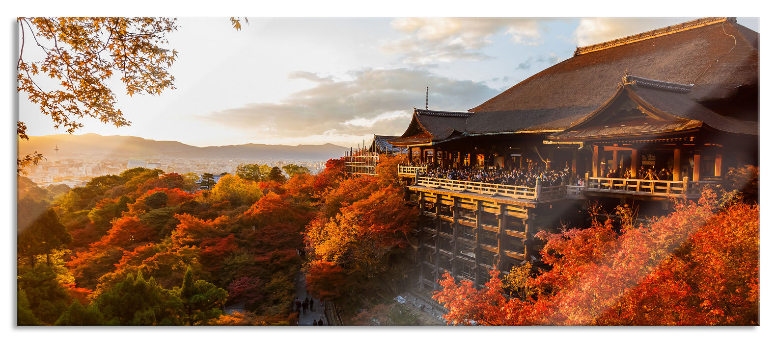 Majestätisches Japanisches Gebäude, Glasbild Panorama