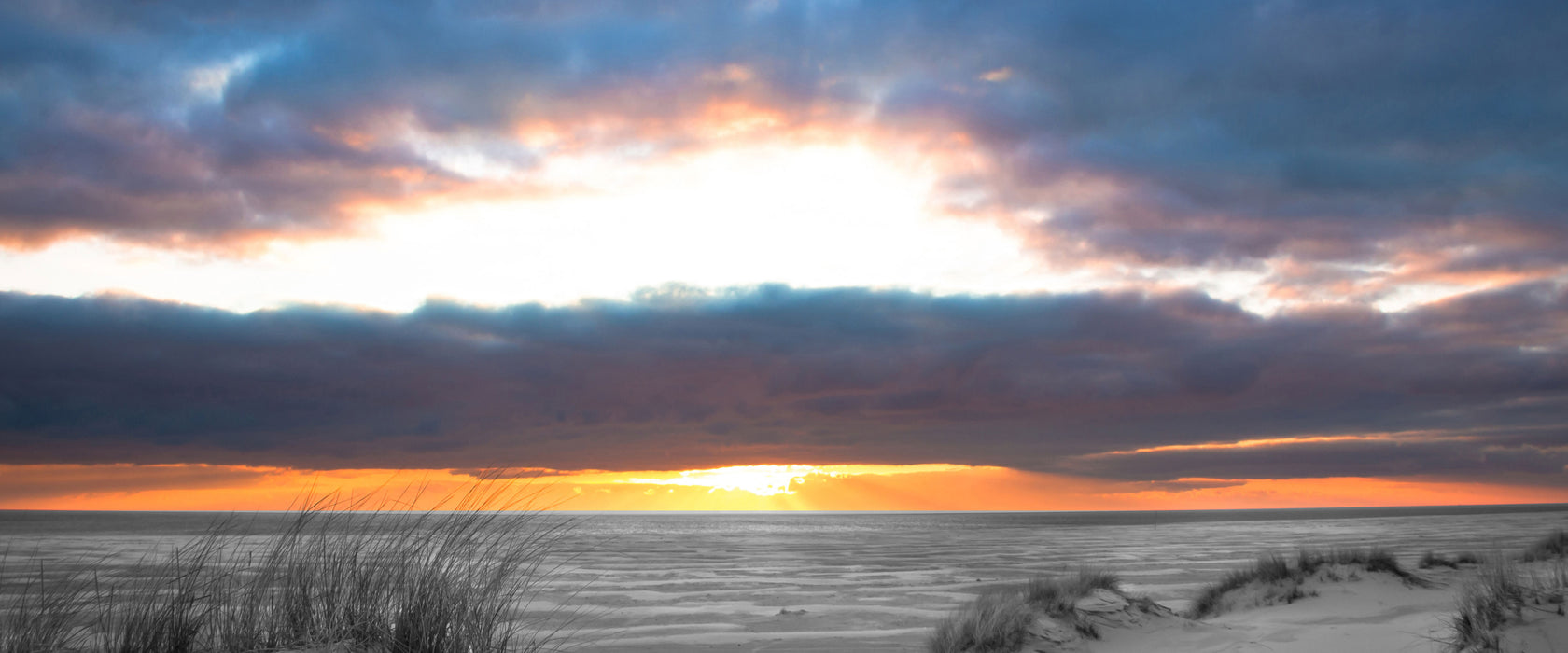 Nordseeküste bei Sonnenaufgang, Glasbild Panorama