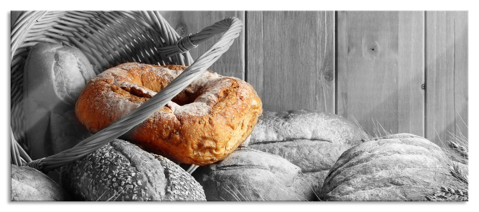 frische Brötchen in Korb, Glasbild Panorama