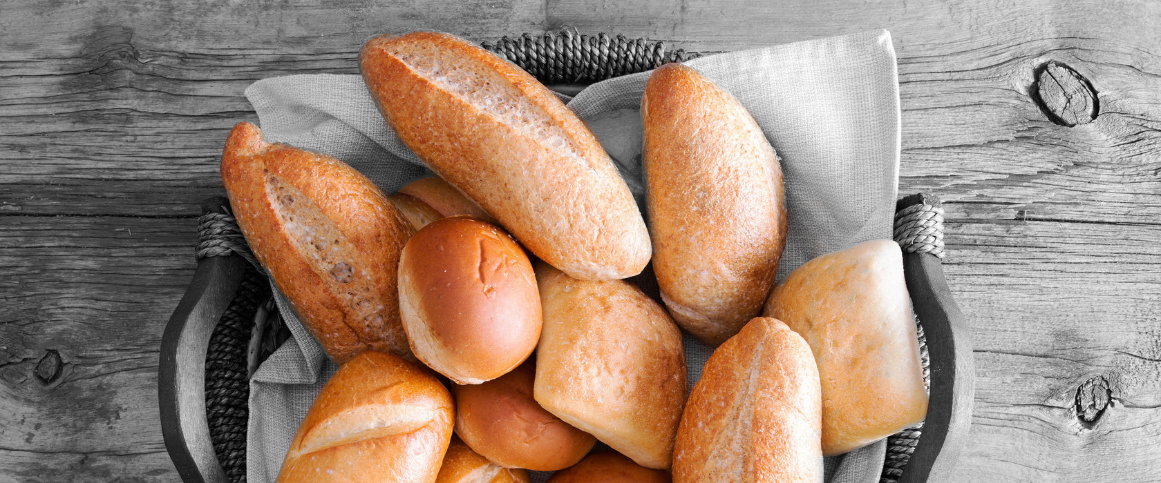 Leckere Knusprige Brötchen, Glasbild Panorama