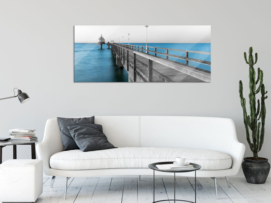 Langer Pier Steg ins Meer, Glasbild Panorama