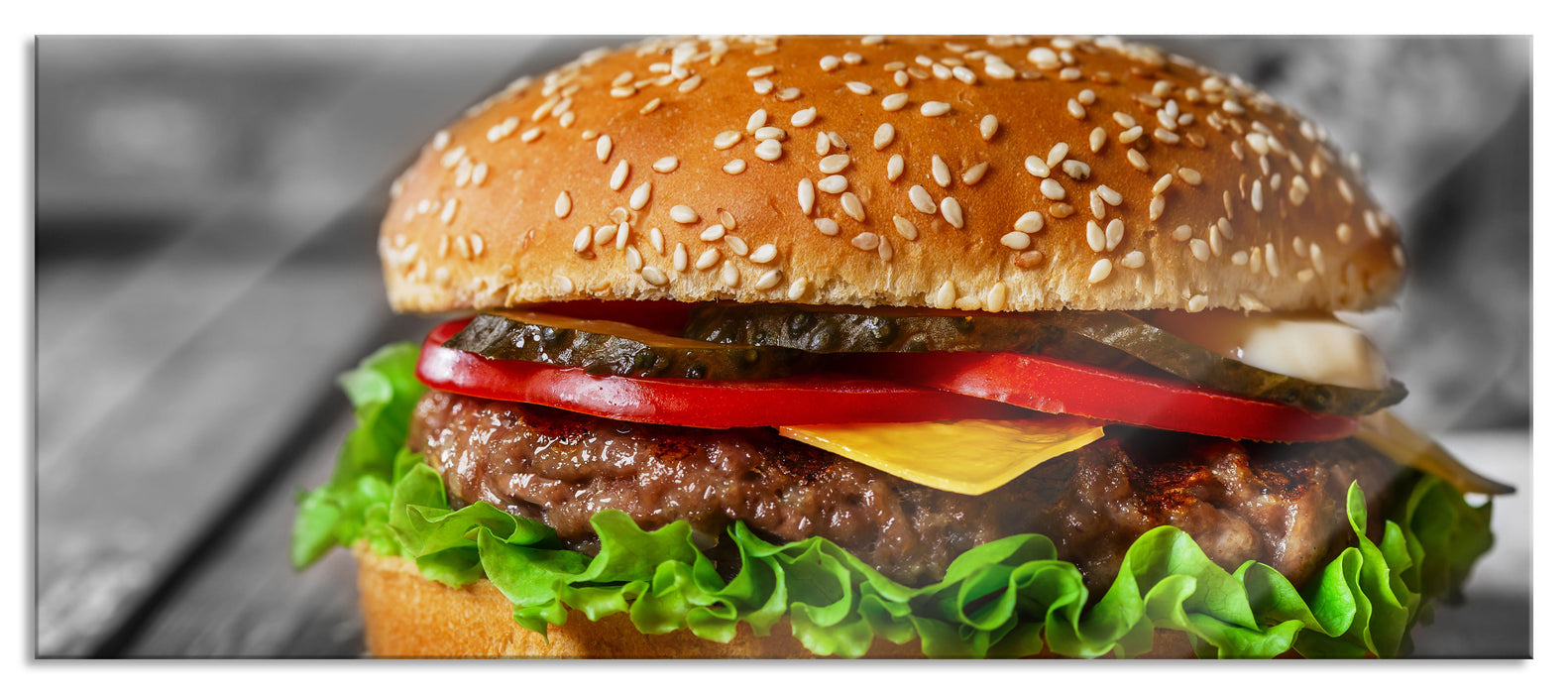 Pixxprint appetitlicher Cheeseburger, Glasbild Panorama