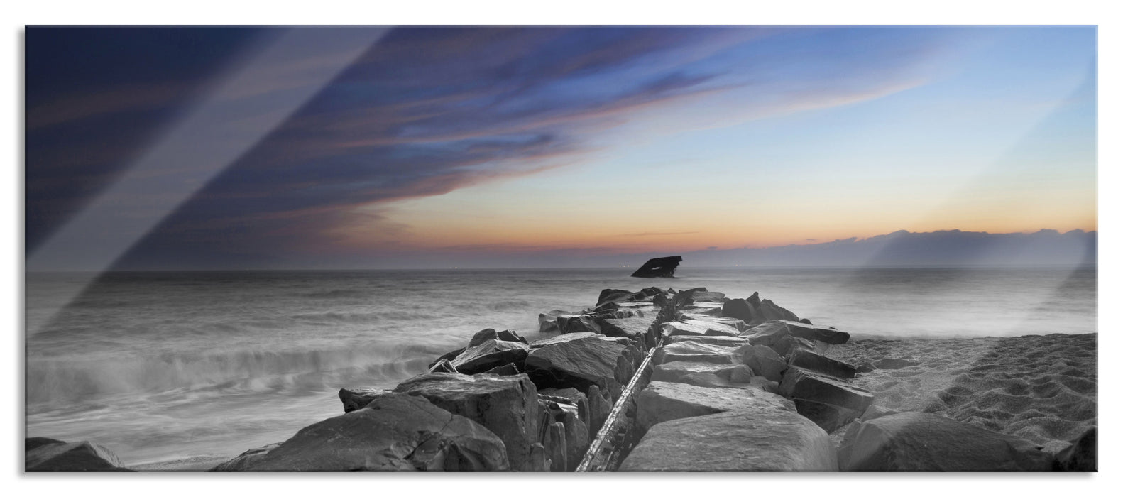 Steinmauer am Meer, Glasbild Panorama