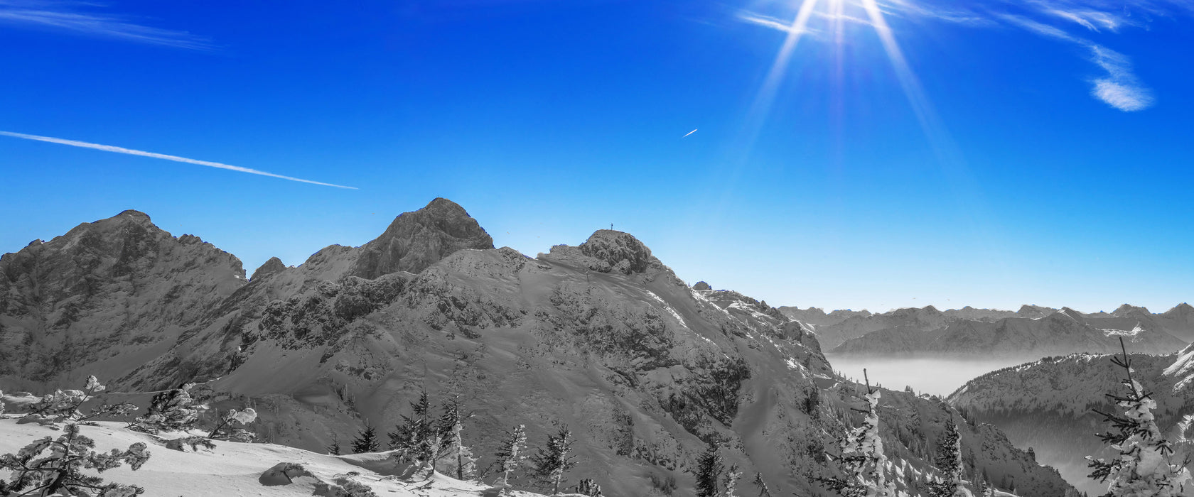 Verschneites Tannheimer Tal, Glasbild Panorama