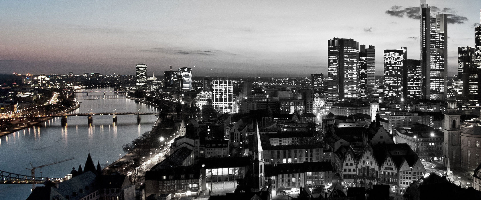 Frankfurter Skyline, Glasbild Panorama