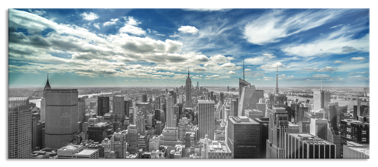 Pixxprint New York unter bewölktem Himmel, Glasbild Panorama