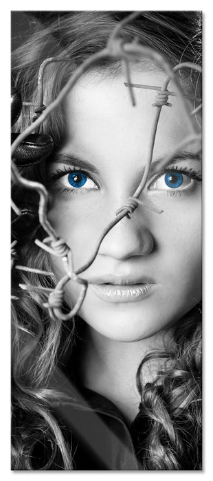 Pixxprint Sexy Girl vor Stacheldraht, Glasbild Panorama