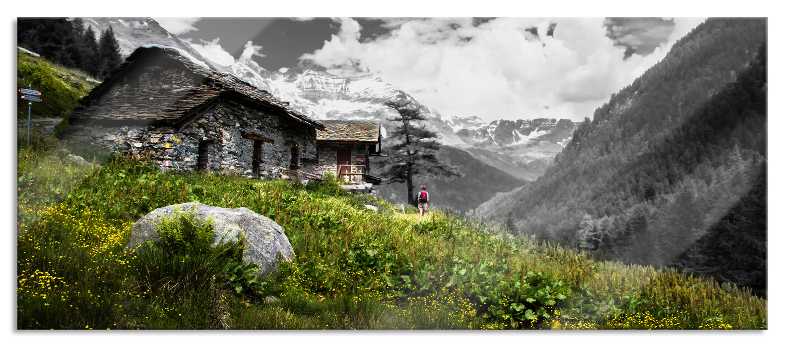 Steinhütte auf Berg, Glasbild Panorama