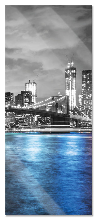 New York Skyline am Abend schwarz/weiß, Glasbild Panorama