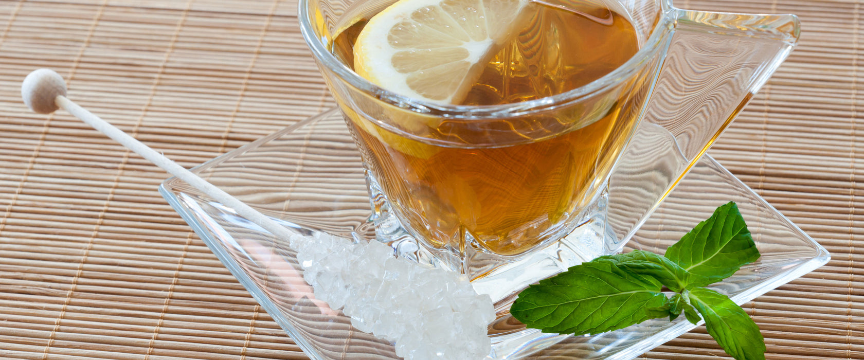 Tasse Tee mit Minze, Glasbild Panorama