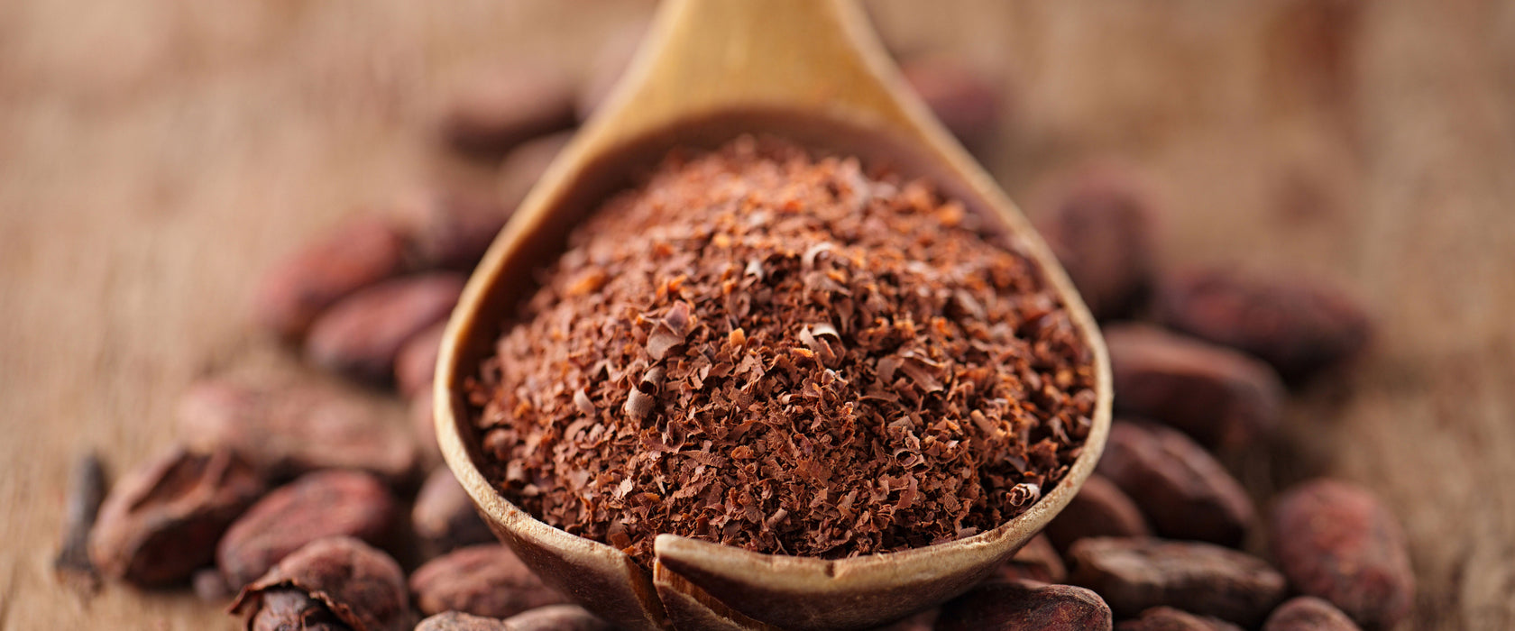 Kakaopulver und Kakaobohnen, Glasbild Panorama