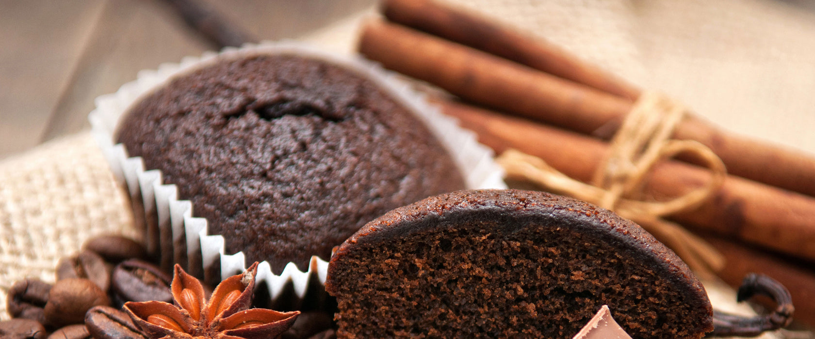 Leckere Schokomuffins, Glasbild Panorama