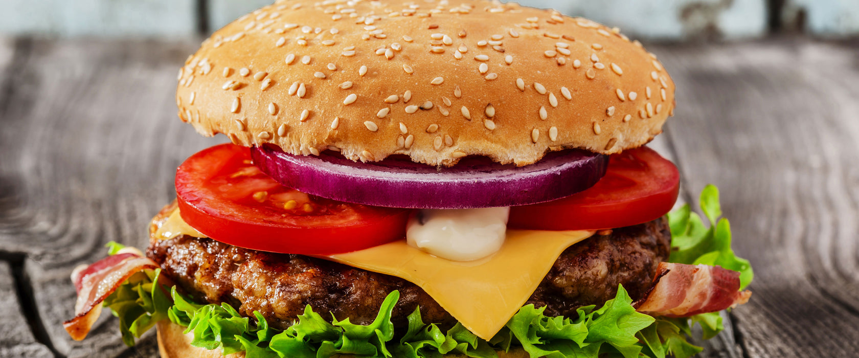 Leckerer Cheesburger, Glasbild Panorama