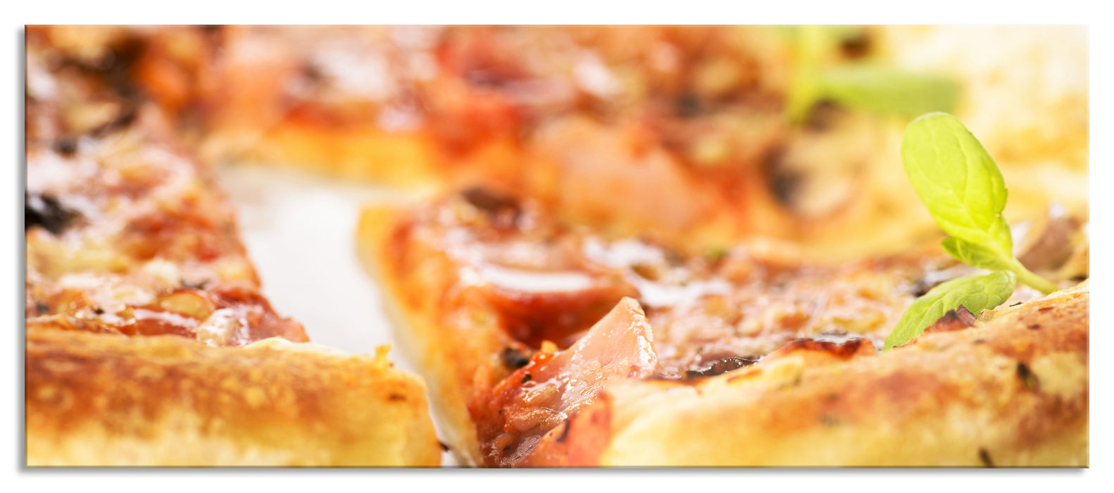 Pixxprint Frischgebackene Pizza, Glasbild Panorama