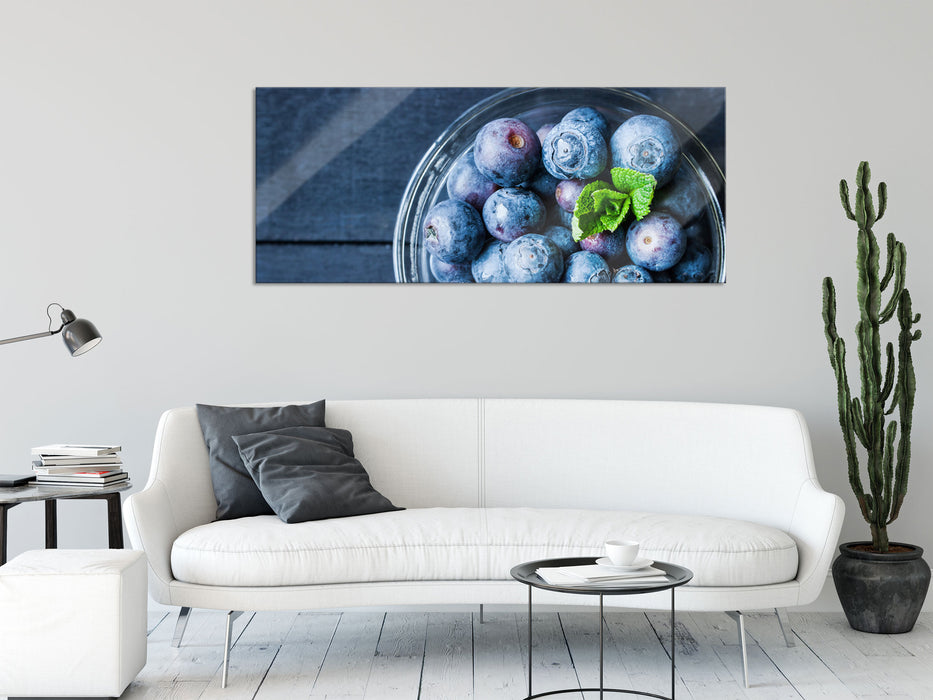 Glas mit frischen Blaubeeren, Glasbild Panorama
