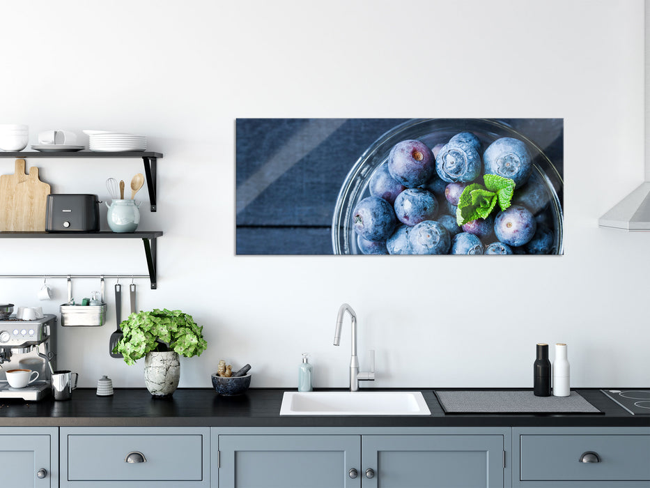 Glas mit frischen Blaubeeren, Glasbild Panorama