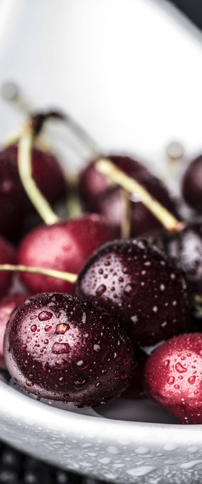 Frische Kirschen in Schlüssel, Glasbild Panorama