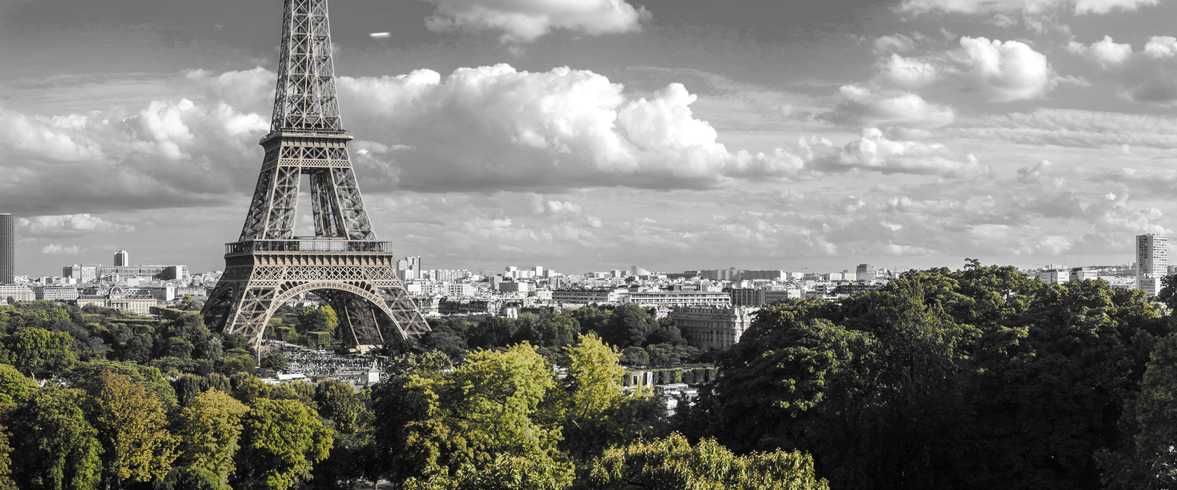 Riesiger Eiffelturm in Paris, Glasbild Panorama