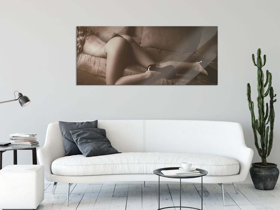 Wunderschöne Frau mit sexy Po, Glasbild Panorama