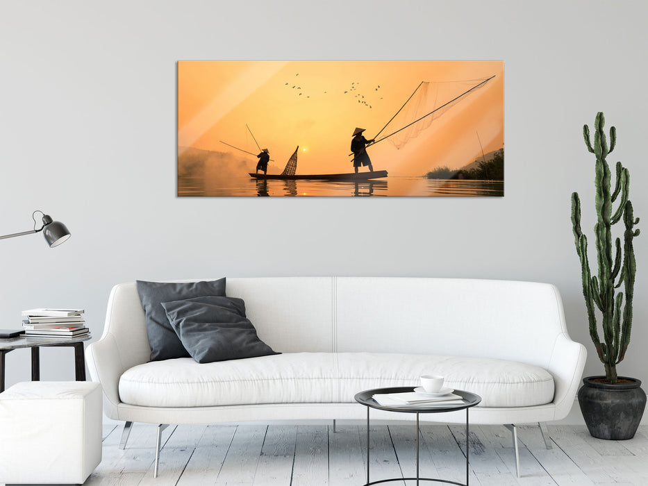 Fischer beim Angeln in Thailand, Glasbild Panorama
