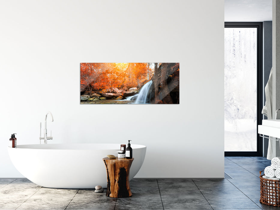 Wasserfall im Wald, Glasbild Panorama