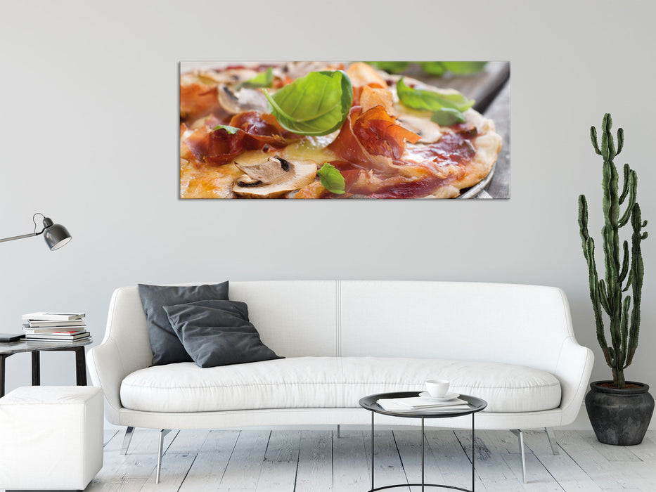 Pizza mit Schinken und Pilzen, Glasbild Panorama