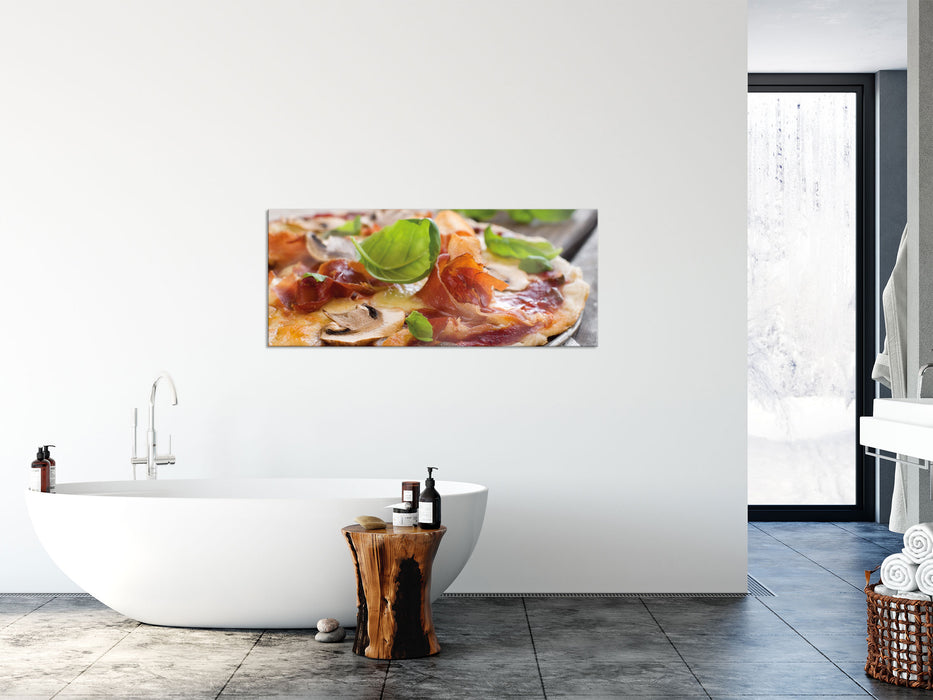 Pizza mit Schinken und Pilzen, Glasbild Panorama