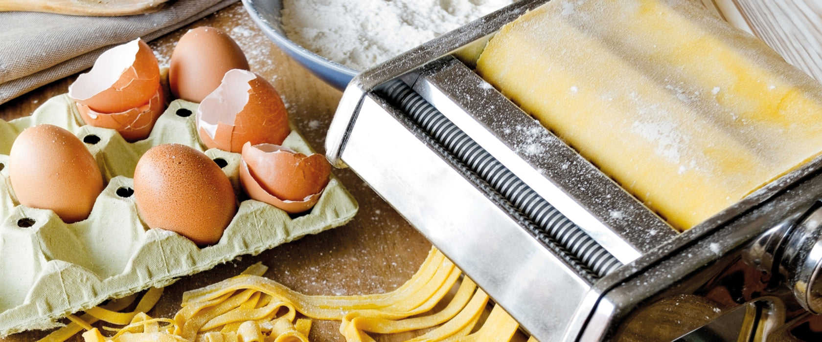 Nudelmaschine Pasta Italia, Glasbild Panorama