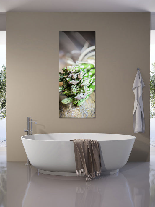 Spargel auf Holztisch, Glasbild Panorama