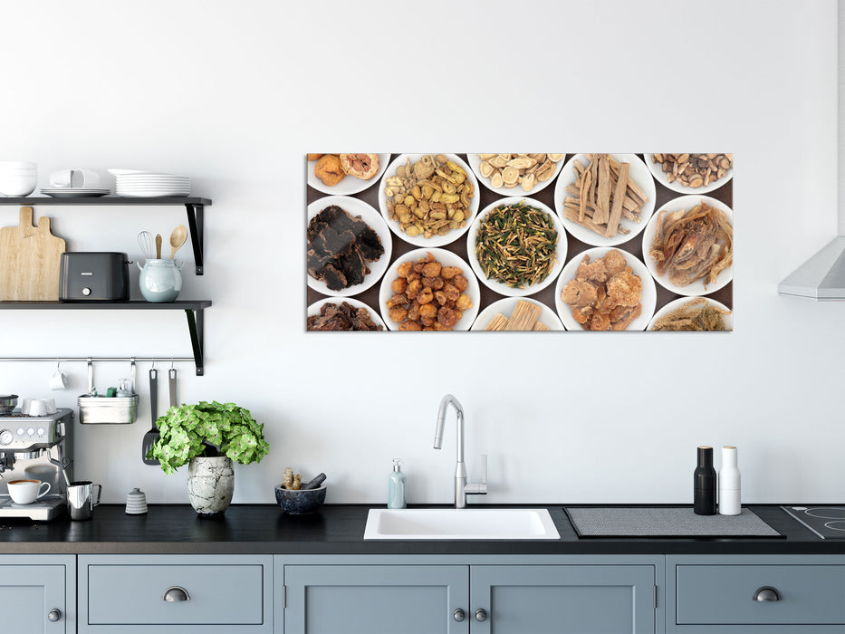 Gewürze in Schälchen, Glasbild Panorama