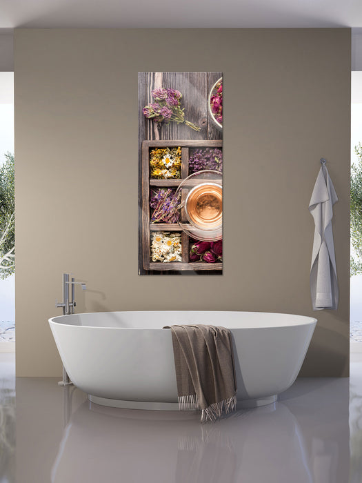 Blumen in rustikalem Setzkästchen, Glasbild Panorama