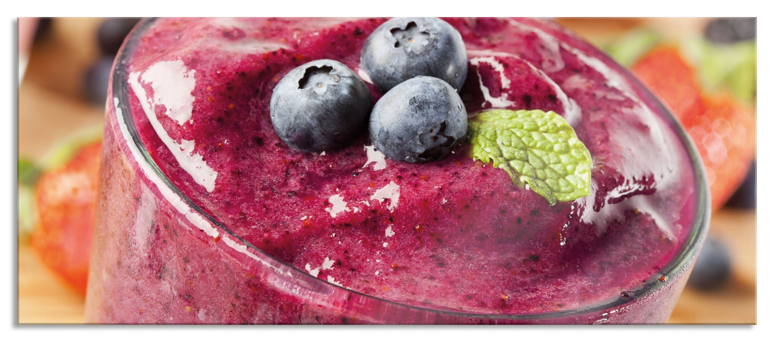 Pixxprint Leckerer Blaubeershake, Glasbild Panorama