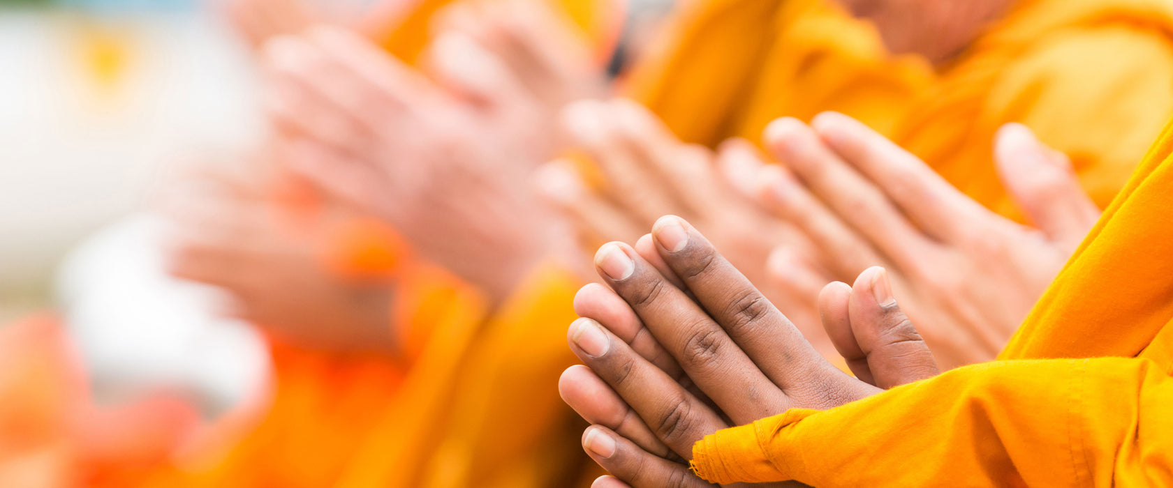Betende Hände Mönche Tibet, Glasbild Panorama