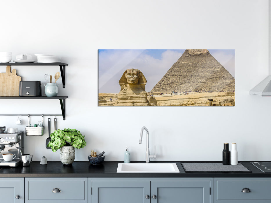 Sphinx von Gizeh mit Pyramide, Glasbild Panorama