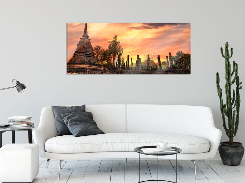 Buddha Tempel im Sonnenuntergang, Glasbild Panorama