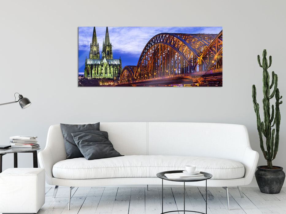 Hohenzollernbrücke bei Nacht, Glasbild Panorama