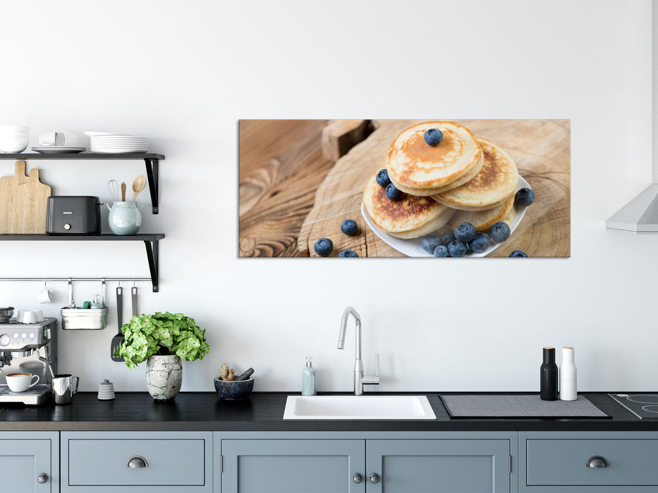 Pancakes mit Blaubeeren, Glasbild Panorama