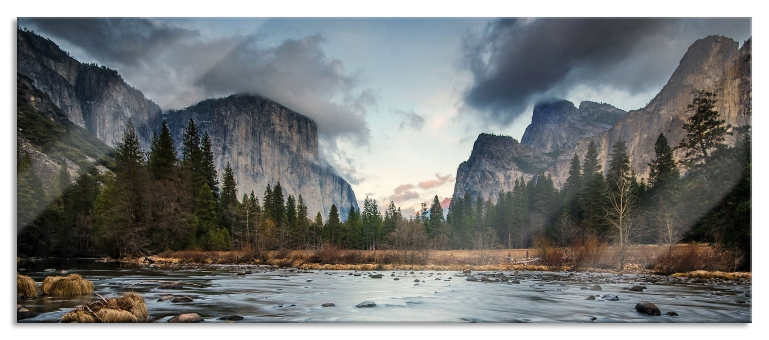 Pixxprint Seichter Fluss im Herbst, Glasbild Panorama