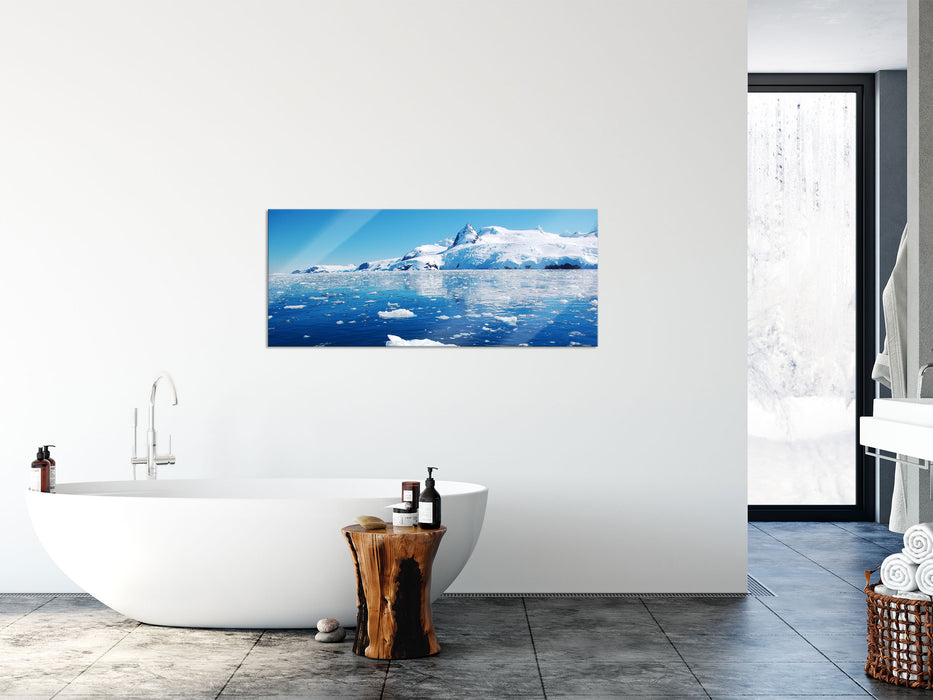 Eisbrocken im Meer, Glasbild Panorama