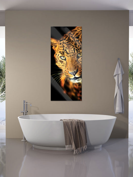 Anmutiger Leopard, Glasbild Panorama