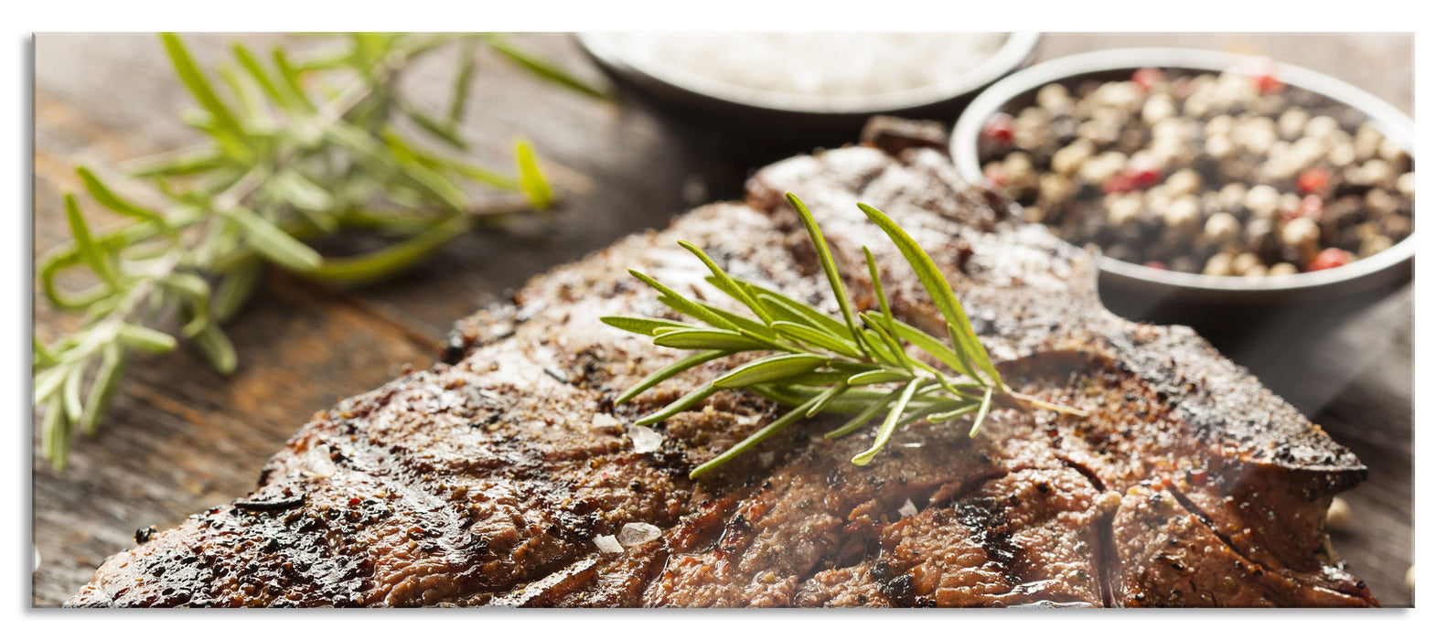 Pixxprint Leckeres Fleisch mit Rosmarin, Glasbild Panorama