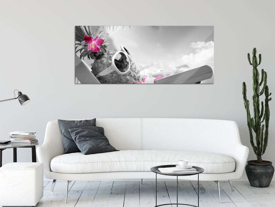 Ananas im Urlaub, Glasbild Panorama