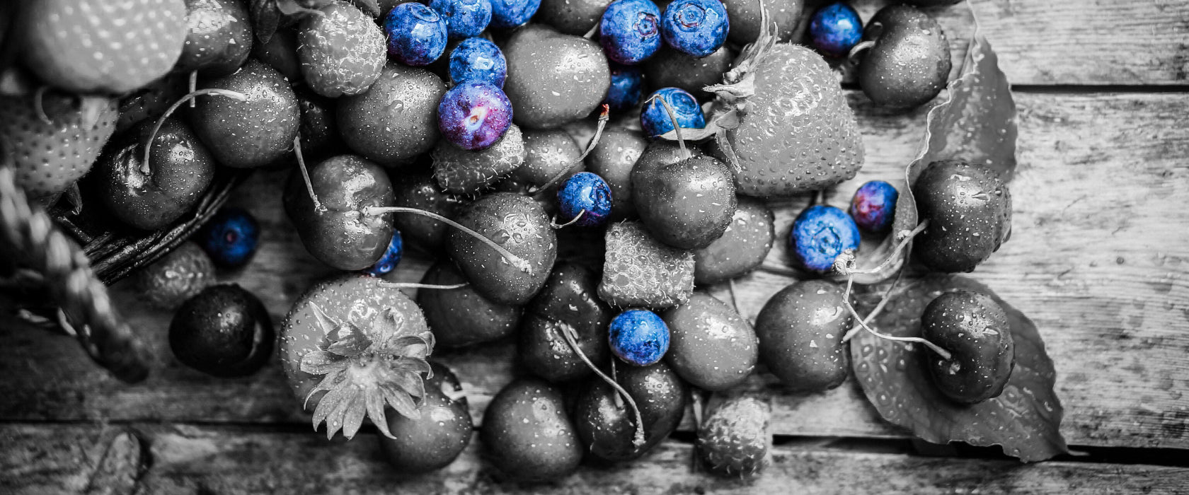 Früchtetraum mit Beeren, Glasbild Panorama