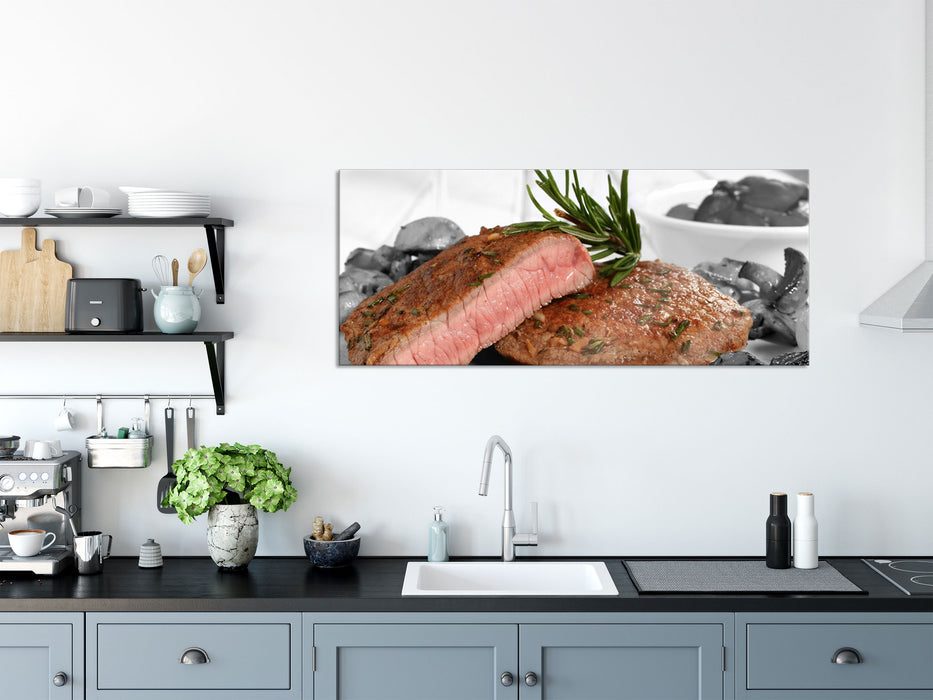 saftiges Medium Steak, Glasbild Panorama