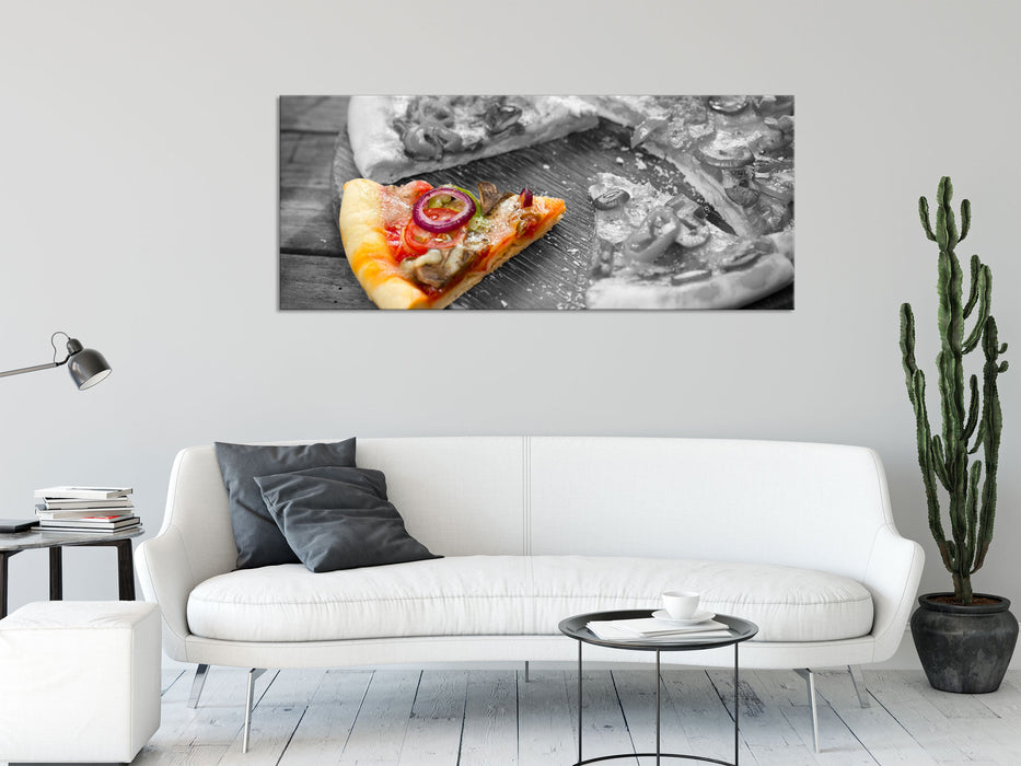 Pizza auf Holzbrett, Glasbild Panorama