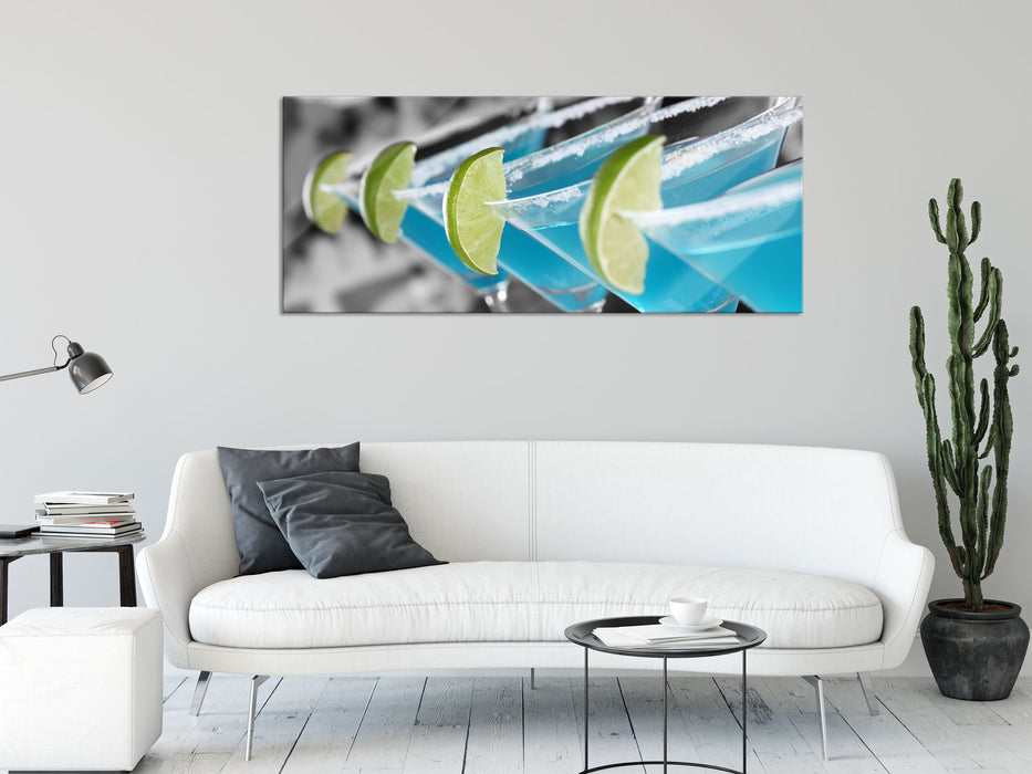 schöne Swimming Pool Cocktails, Glasbild Panorama