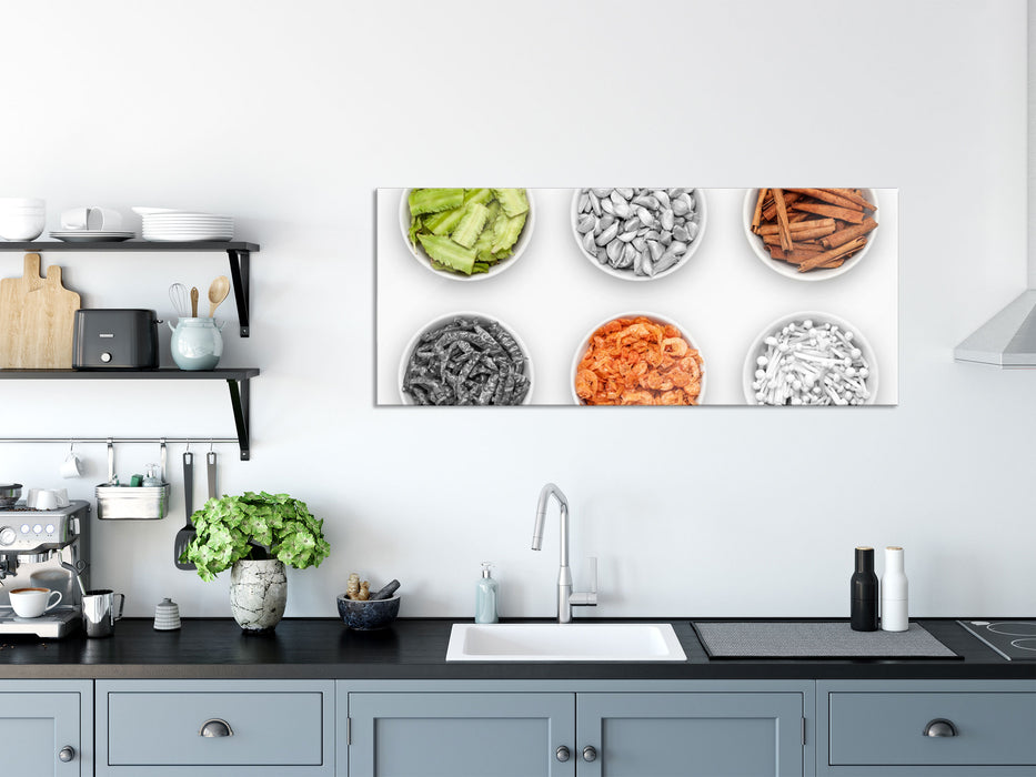 Gewürze in Schälchen, Glasbild Panorama