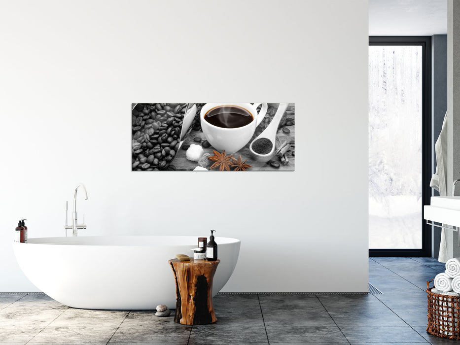 Kaffee neben Kaffeebohnen, Glasbild Panorama