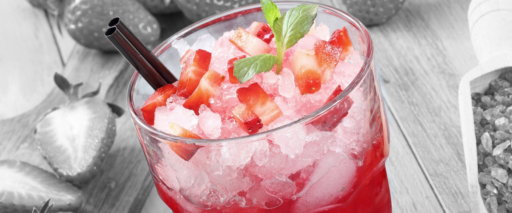 Erdbeercocktail, Glasbild Panorama