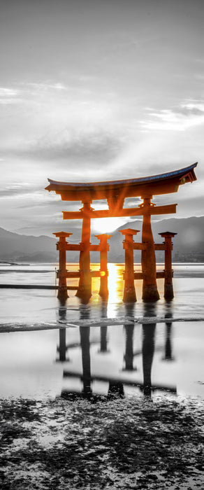 schönes Torii in Miyajima, Glasbild Panorama